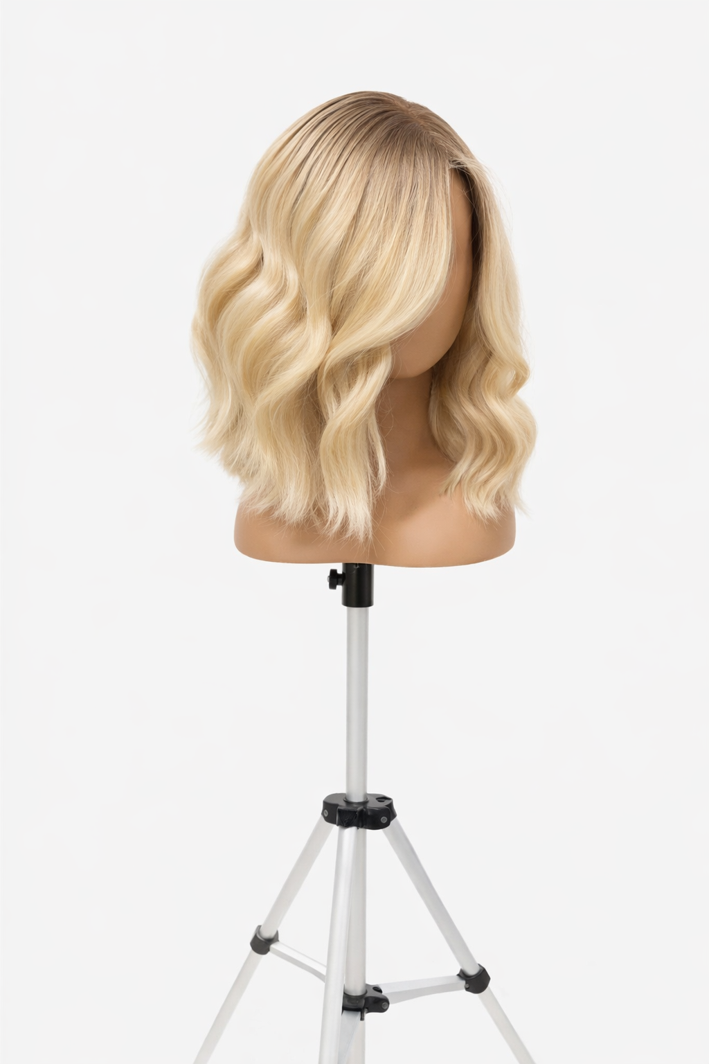 LUXURY WAVES